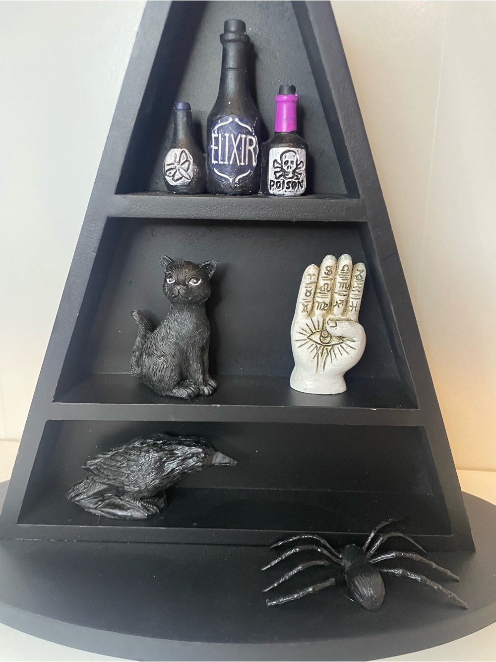 Halloween Black Pyramid Display Shelf/Witch hat with Palmistry Hand, Elixirs